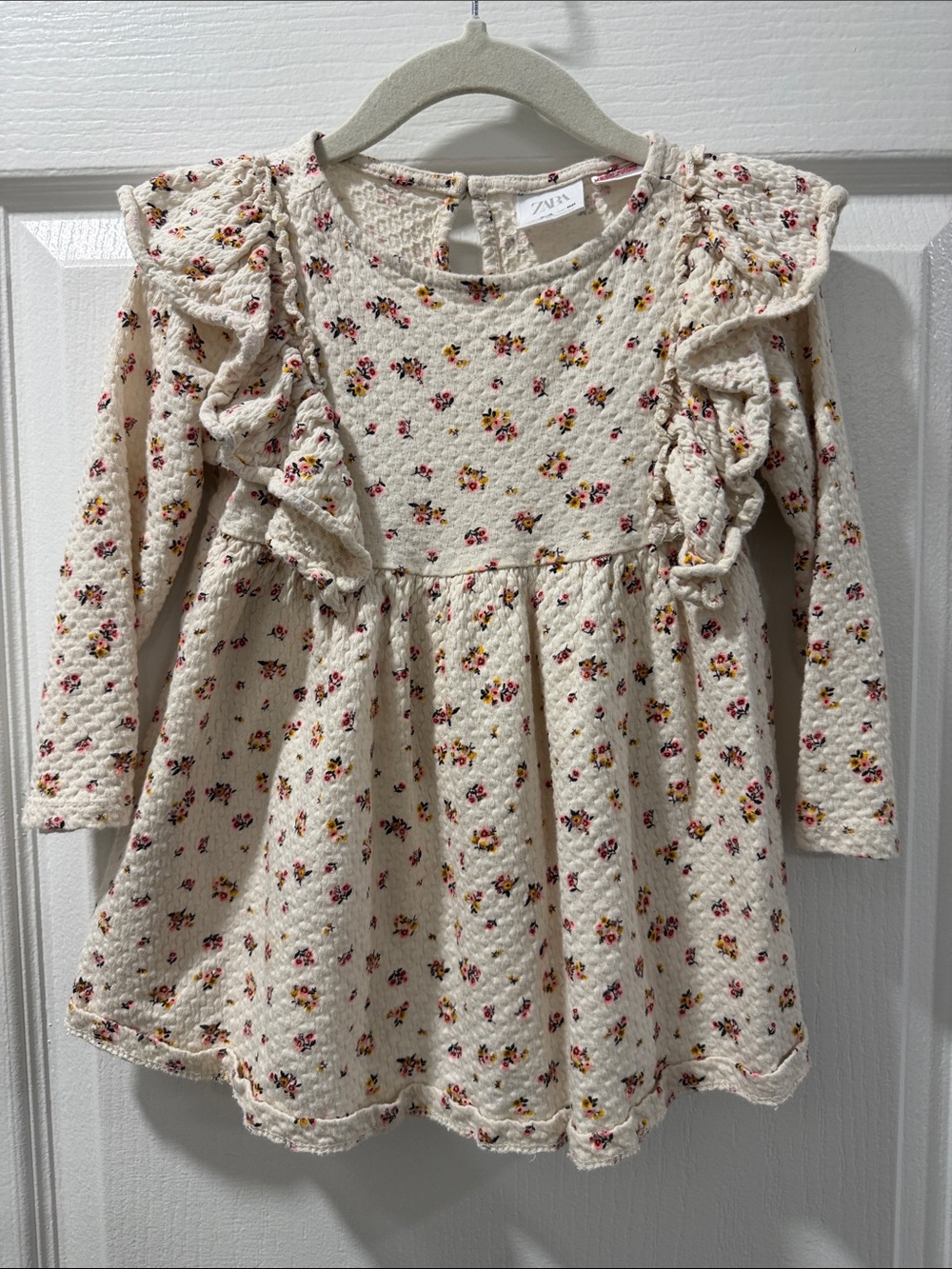 Zara Cream Floral Ruffle Long-Sleeve Dress 3T